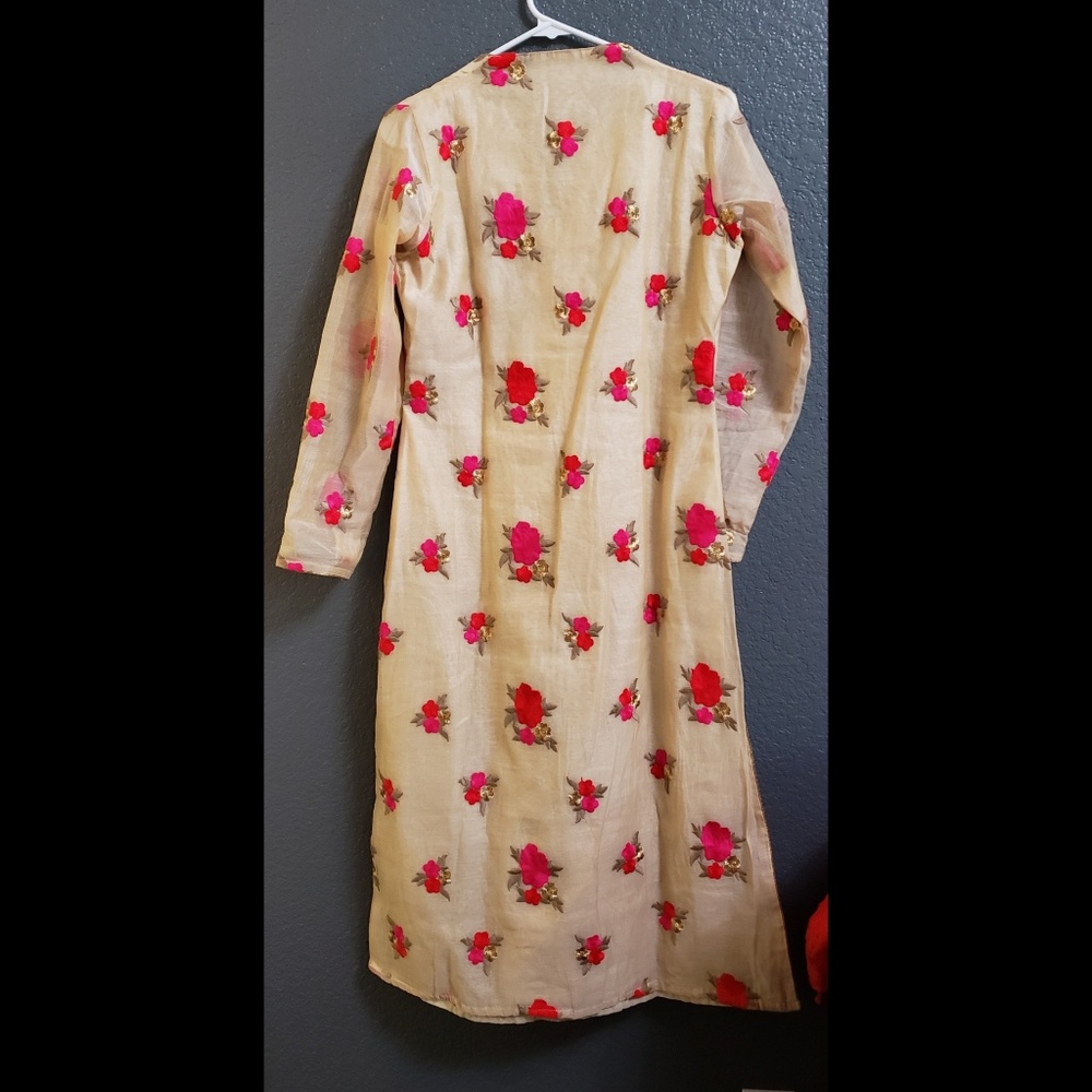 Indian Pakistani suit. Top and dupatta. S/M - Picture 5 of 5